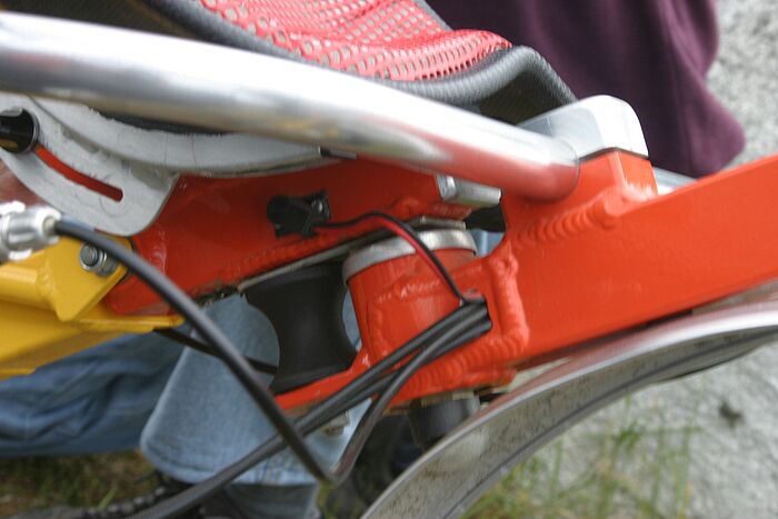 Bruce's latest - a Flevo clone that he can swap the rear of for a cargo trike. Not very rideable IMO. Even my MBB FWD was better, and that's saying something.