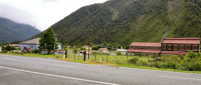 30 minutes later, 500m lower... The town of Otira, most famous (to me) because most of it was for sale at one stage. The whole town. Conditional, of course, on the buyer keeping it going... it's still here, so I assume that worked.