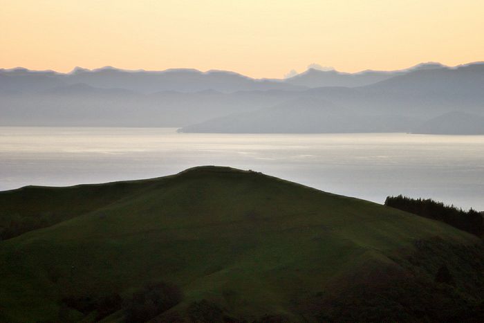 Sunrise from Takaka Hill overlooking Nelson